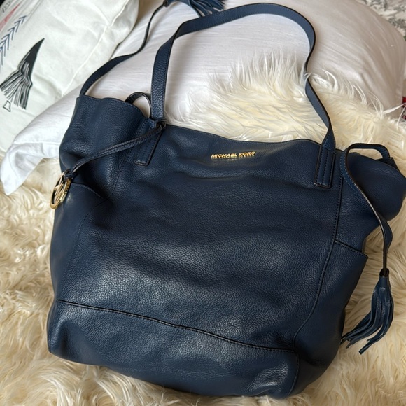 Michael Kors Pebble Leather Large Tote - Blue